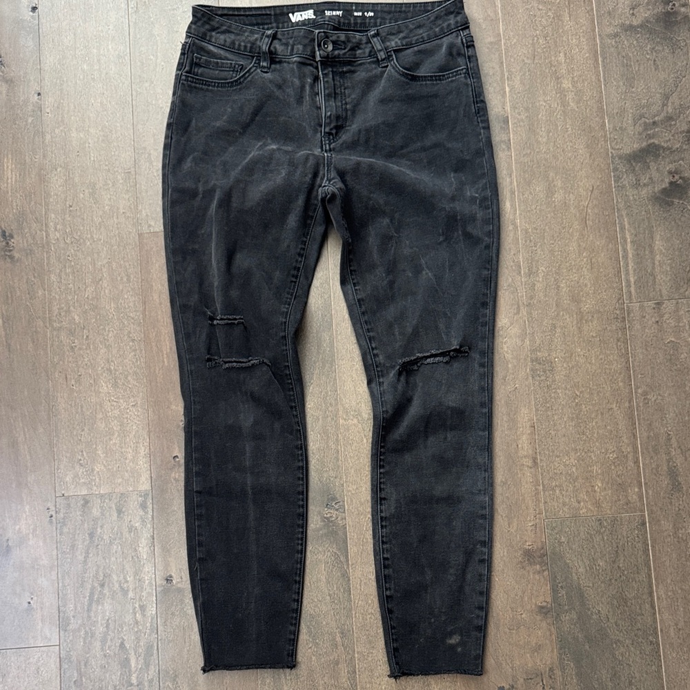 Vans Women’s Charcoal Black Distressed Skinny Jeans Size 9/29 Raw Hem Grunge